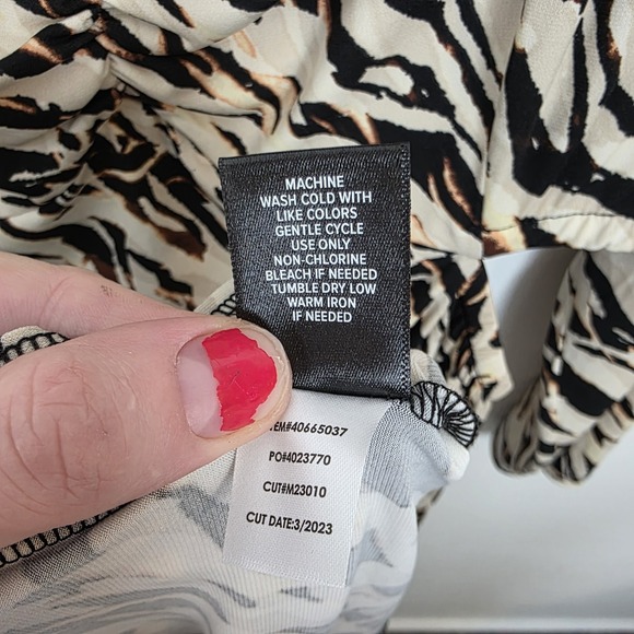 Torrid Cream Black Zebra Print Studio Knit Long Sleeve Cut Outs Maxi Dress Sz 10 - Picture 8 of 11